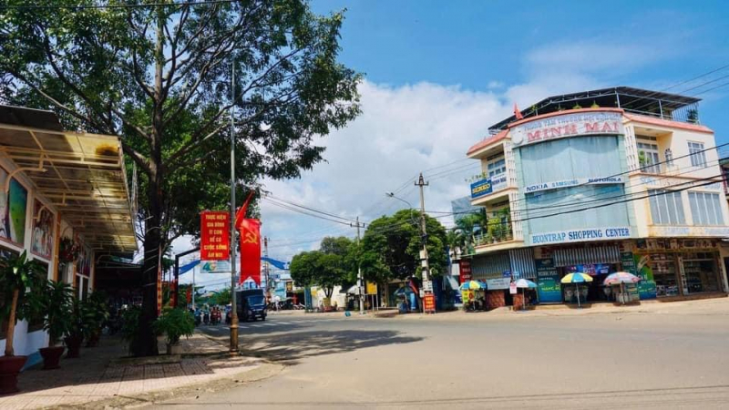 “Gánh theo tên xã, tên làng trong mỗi chuyến di dân…” -0