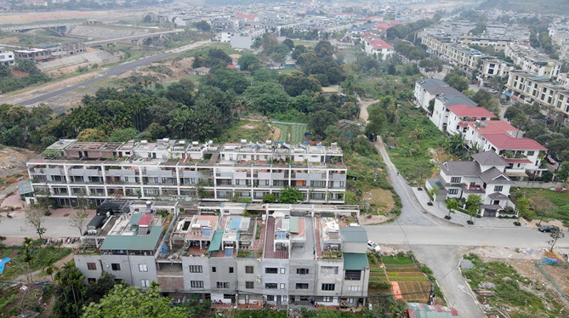 Bài 1: Dự án dở dang, người dân điêu đứng -0