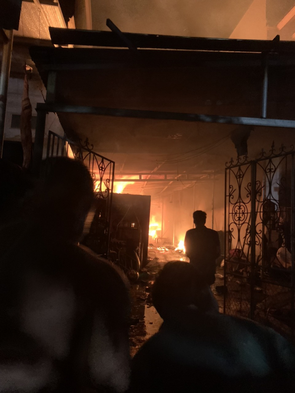 Cảnh sát phòng cháy, chữa cháy kịp thời giải cứu 3 người trong hỏa hoạn -0