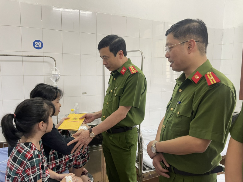 z4543567253187_2776e3ae70496a3c5b14fde7e73993c5.jpg -0