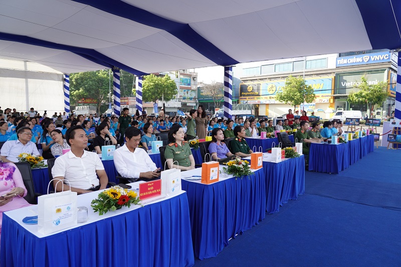 Mở rộng vòng tay tới nạn nhân mua bán người để không ai bị bỏ lại phía sau -0