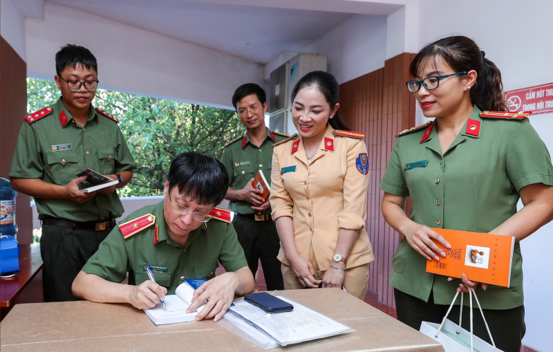 Nhiều hoạt động thiết thực tại đợt tập huấn nghiệp vụ báo chí, xuất bản trong CAND năm 2023 -0