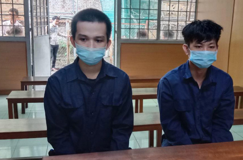 Đâm chủ quán vì bị nợ tiền lương -0