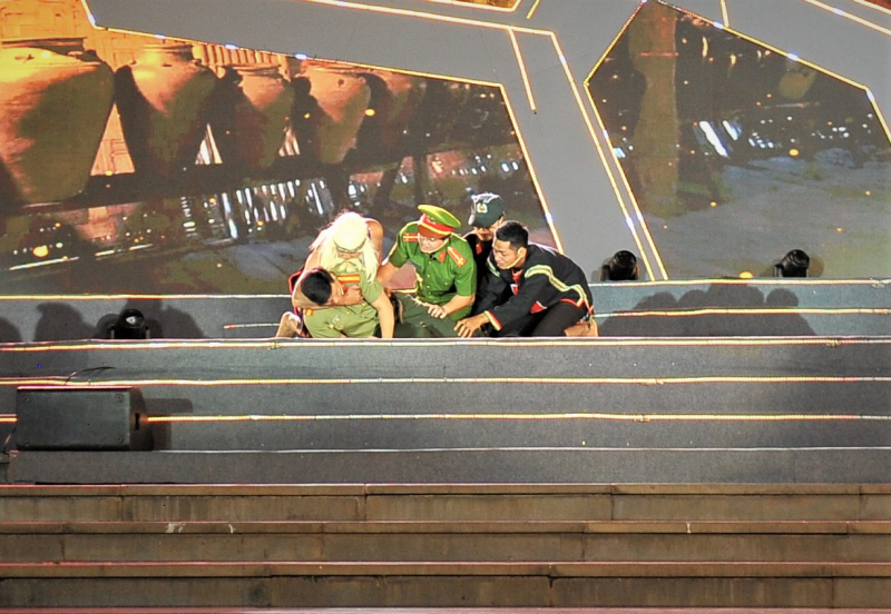 Xúc động đêm nghệ thuật “Giữ trọn lời thề - Tây Nguyên xanh 2023” -0