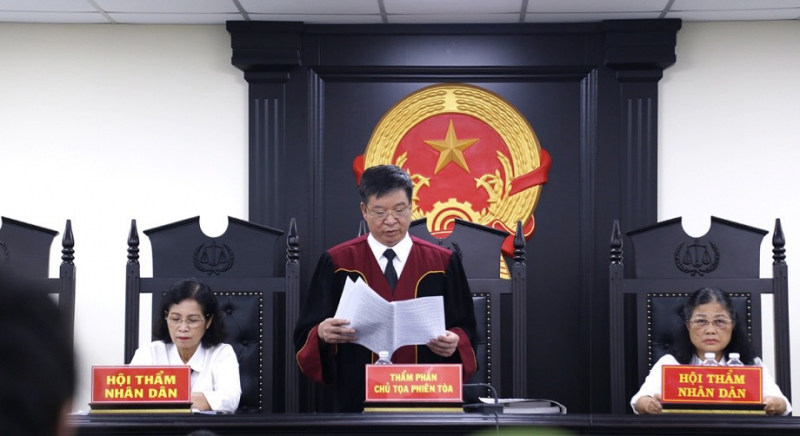 Cựu Phó Cục trưởng Quản lý thị trường Hà Nội bị tuyên phạt 9 năm tù -0