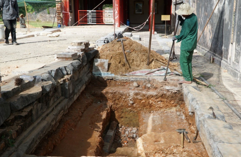 Phát lộ nhiều dấu tích khi khai quật khảo cổ ngôi điện Cần Chánh gần 220 năm tuổi -0