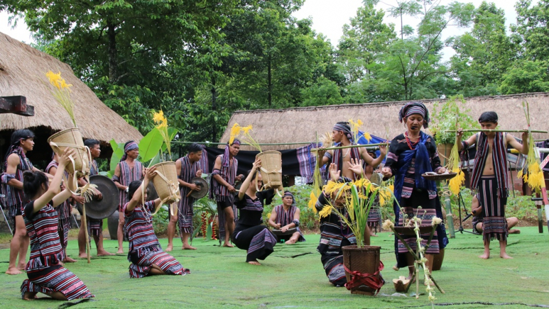 Programme introduces traditional culture of Vietnamese ethnic groups -0