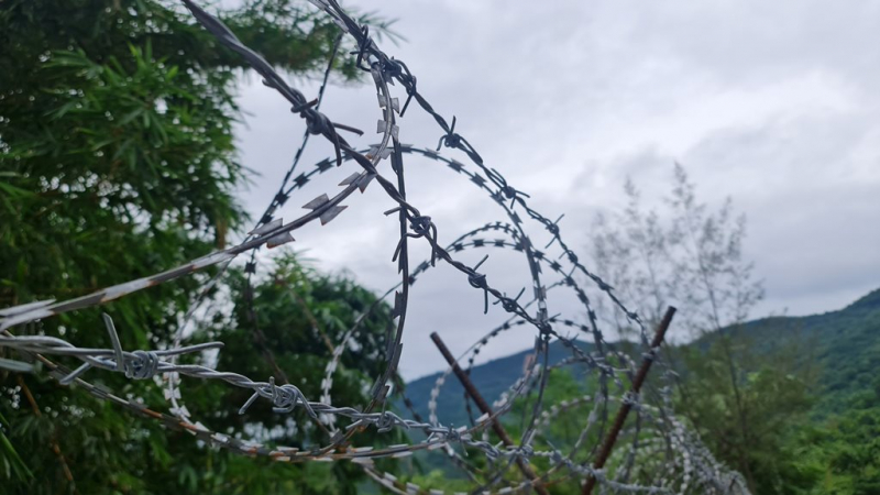 Làm rõ “bức tường gạch rào kẽm gai” chắn lối xuống biển tại bán đảo Sơn Trà -0