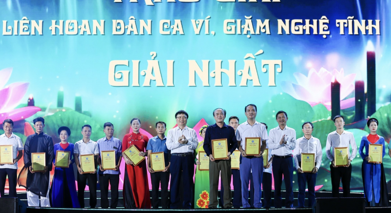 Festival Dân ca ví, giặm Nghệ Tĩnh năm 2023: một cách tiếp cận mới về di sản văn hoá truyền thống -0