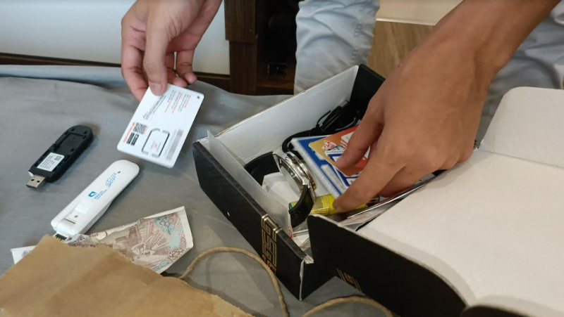 40 nhân viên ngân hàng “ảo” lừa đảo trên mạng hàng chục tỷ đồng -3