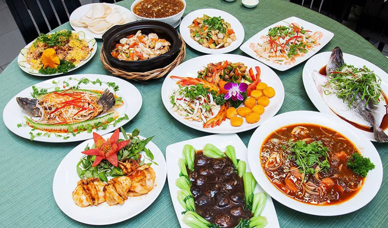 Hàng trăm người có dấu hiệu bị ngộ độc sau khi tham dự đám cưới -0