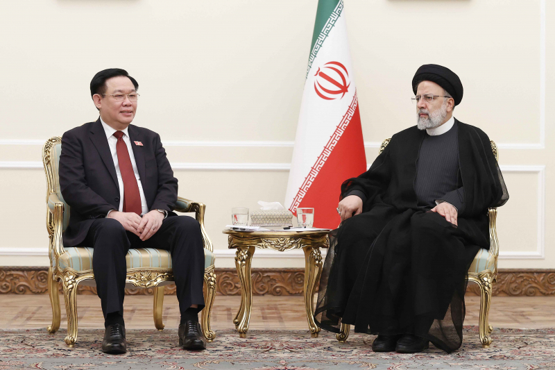 Chủ tịch Quốc hội Vương Đình Huệ hội kiến Tổng thống Iran Ebrahim Raisi -0