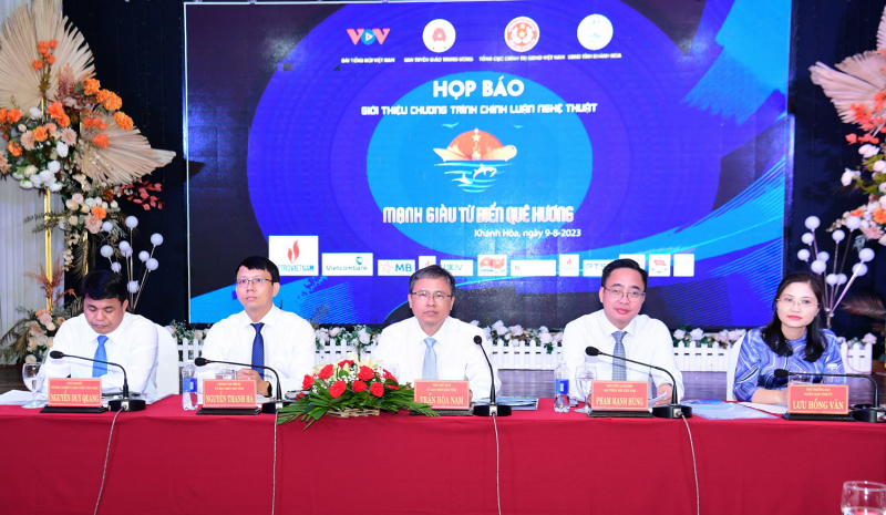 Chương trình chính luận nghệ thuật “Mạnh giàu từ biển quê hương” tổ chức tại Khánh Hòa -0