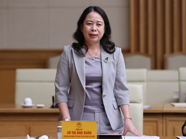 Thủ tướng: Thi đua-khen thưởng cần bám sát các đột phá, những việc khó khăn, phức tạp -0