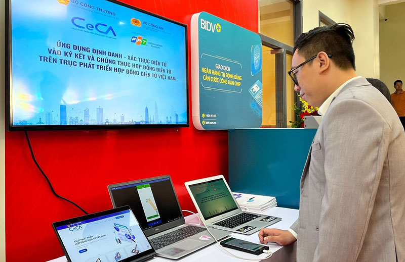 Cung cấp ứng dụng định danh điện tử trên Trục Phát triển hợp đồng điện tử -0