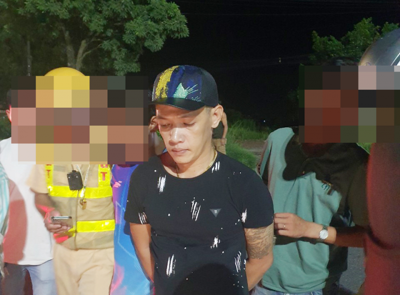 Đối tượng có 4 tiền án đang vận chuyển “hàng đá” từ TP Hồ Chí Minh về Cà Mau tiêu thụ thì bị bắt -0