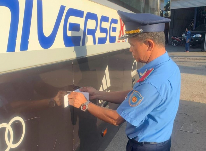 Xóa bỏ 4 tụ điểm đón, trả khách trái quy định -0