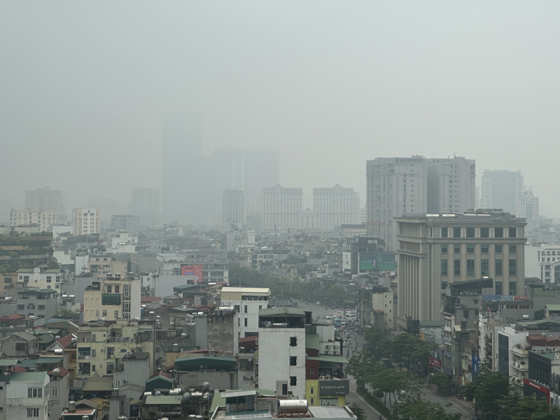Lý giải vì sao hôm nay Hà Nội mờ mịt sương mù -0