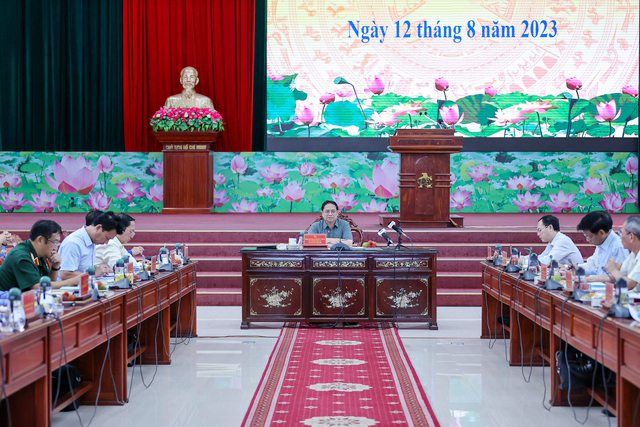 Huy động mọi nguồn lực phòng, chống sụt lún, sạt lở và ngập úng Đồng bằng sông Cửu Long -0