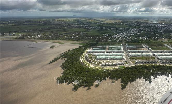 Thủ tướng khảo sát thực tế tình hình sạt lở tại 4 tỉnh ĐBSCL -0