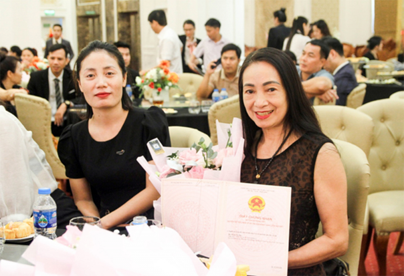 Danko Group bàn giao Giấy chứng nhận quyền sử dụng đất cho cư dân -1