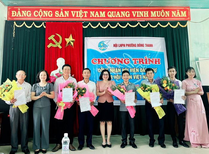 Quảng Trị kết nạp 6 nam giới vào Hội Liên hiệp phụ nữ -0