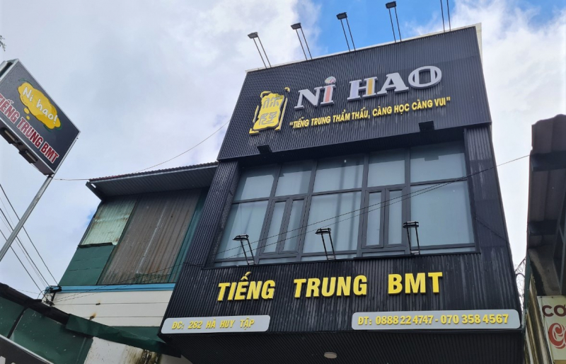 Hàng loạt trung tâm ngoại ngữ không phép rầm rộ hoạt động -0
