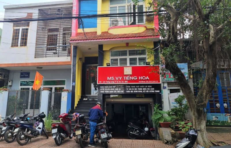 Hàng loạt trung tâm ngoại ngữ không phép rầm rộ hoạt động -0