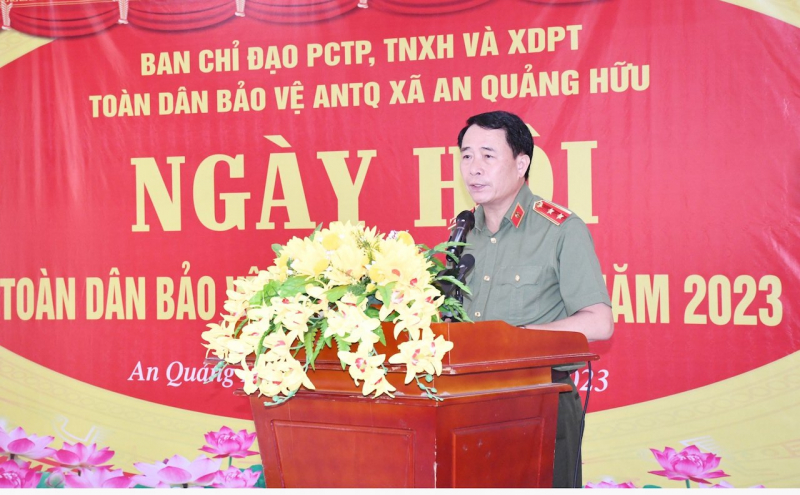 Đẩy mạnh phong trào trào toàn dân bảo vệ An ninh Tổ quốc trên không gian mạng -0