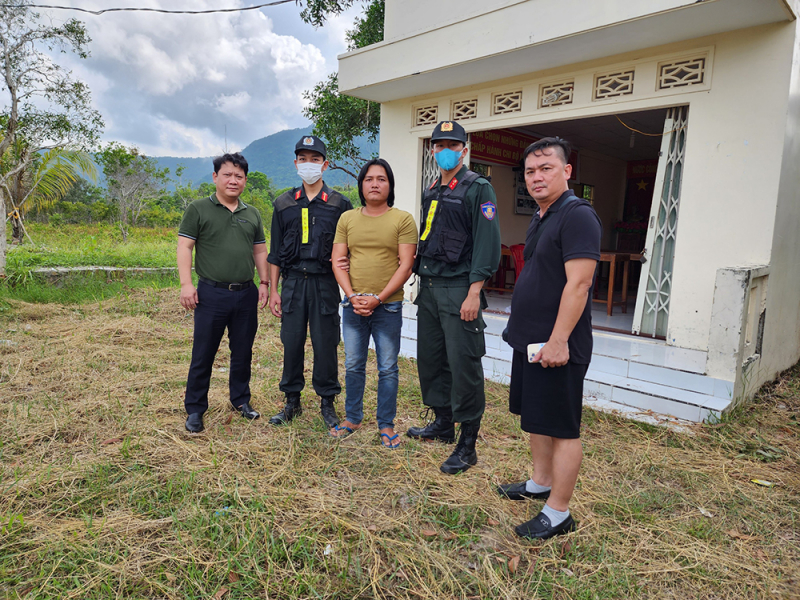 Tổ công tác đặc biệt trên đảo Ngọc -0