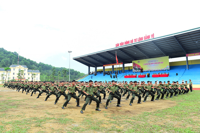 “Lò luyện thép” của lính Cảnh vệ -0