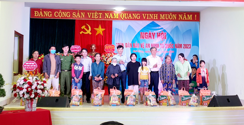 Sôi nổi Ngày hội toàn dân bảo vệ ANTQ năm 2023 -0