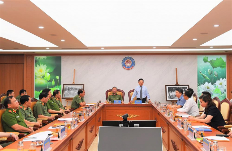 Public Security Forces hold key position in ensuring safety and security for national financial system -0