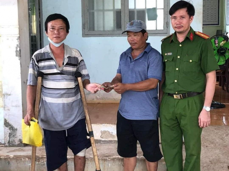 Không tham của rơi -0