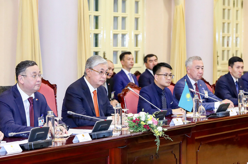 Việt Nam và Kazakhstan ký kết nhiều văn kiện hợp tác quan trọng -0