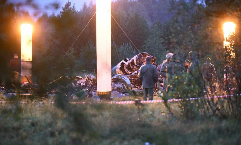 Ông Zelensky bất ngờ lên tiếng vụ rơi máy bay chở ông trùm Wagner -0