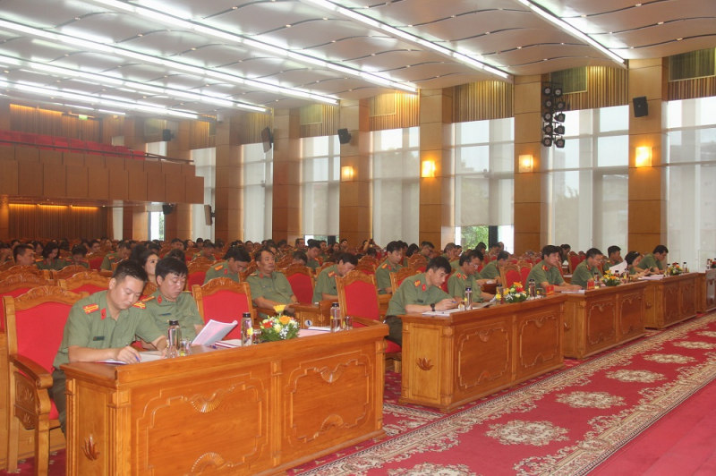 Cục Công tác đảng và công tác chính trị tổ chức hội nghị tuyên truyền, phổ biến pháp luật -0