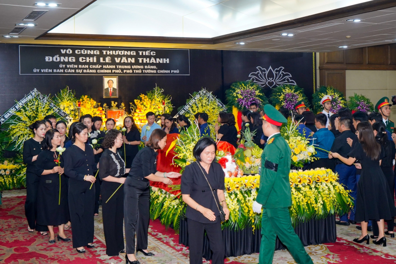 Dấu ấn đặc biệt của Phó Thủ tướng Lê Văn Thành trong lòng người dân Hải Phòng -0