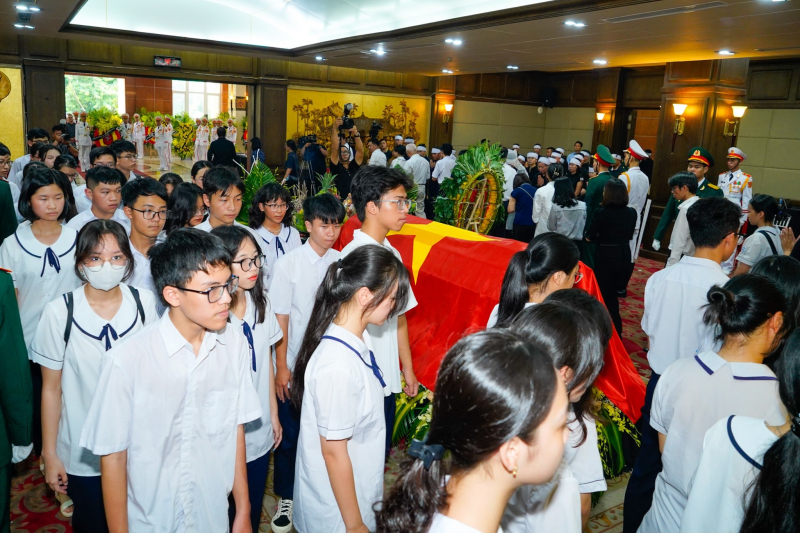 Dấu ấn đặc biệt của Phó Thủ tướng Lê Văn Thành trong lòng người dân Hải Phòng -0