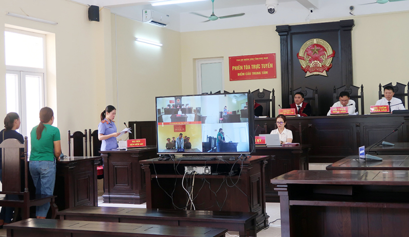 20 năm tù cho bị cáo mua bán trái phép chất ma túy -0