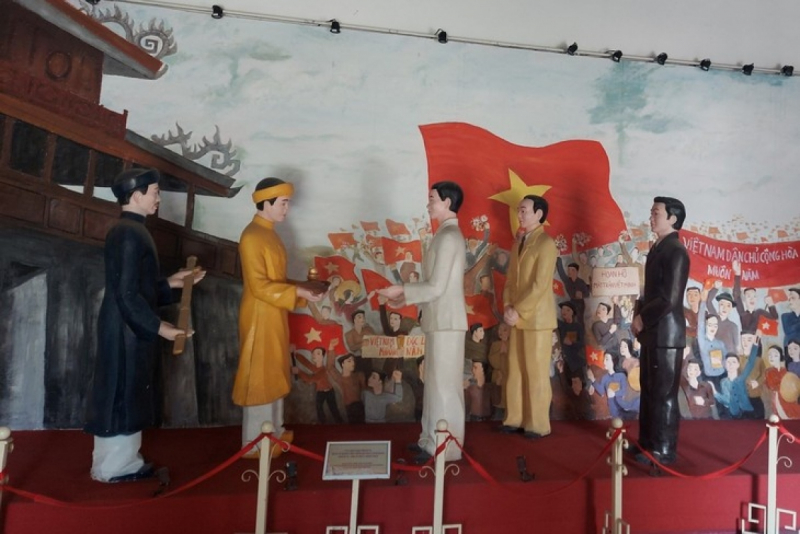 Flag tower, the historical witness of the 1945 August Revolution in Hue -0