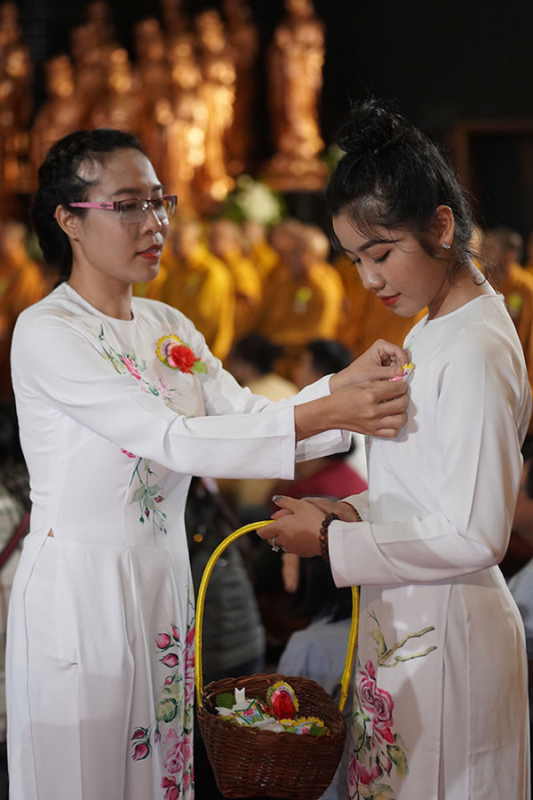 Những khoảnh khắc xúc động trong mùa Vu Lan tại núi Bà Đen -0