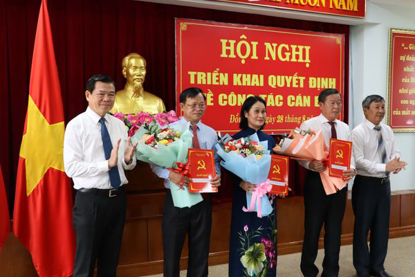 Nguyên Chủ tịch UBND tỉnh Đồng Nai Cao Tiến Dũng làm Trưởng ban Dân vận  -0