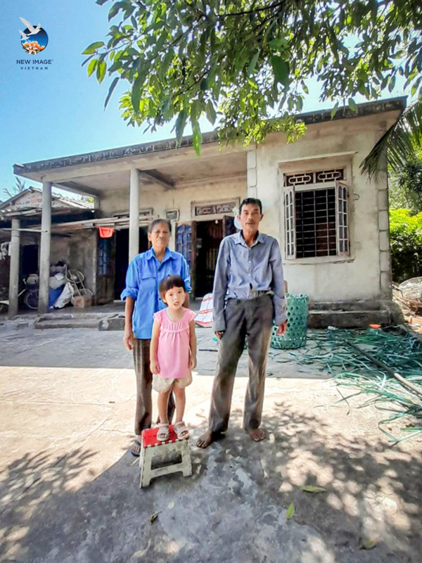 Trao tặng 6 căn nhà tình nghĩa cho các hộ nghèo -0