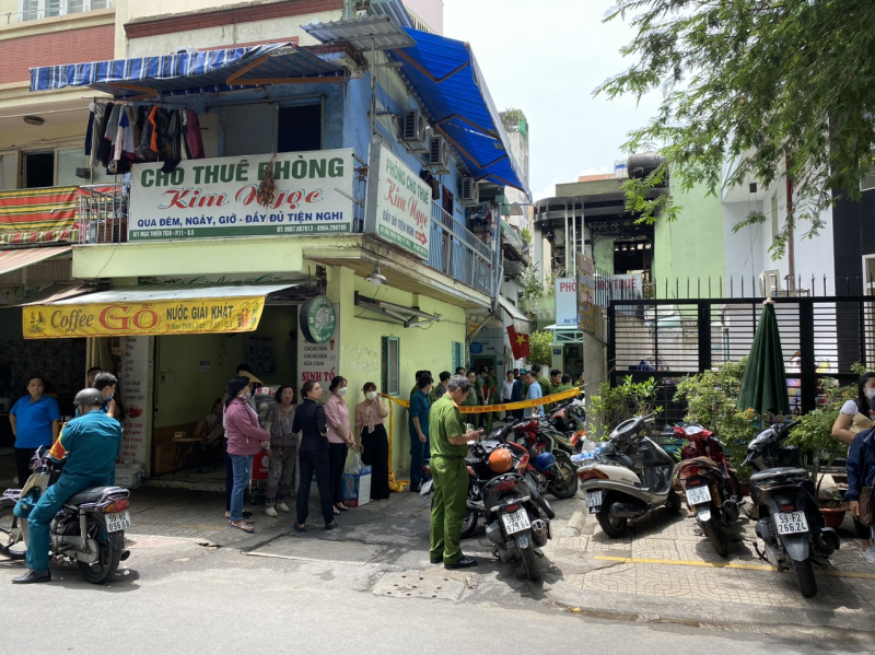 Hai cô gái trẻ tử vong trong nhà vệ sinh lúc đám cháy bùng phát -0