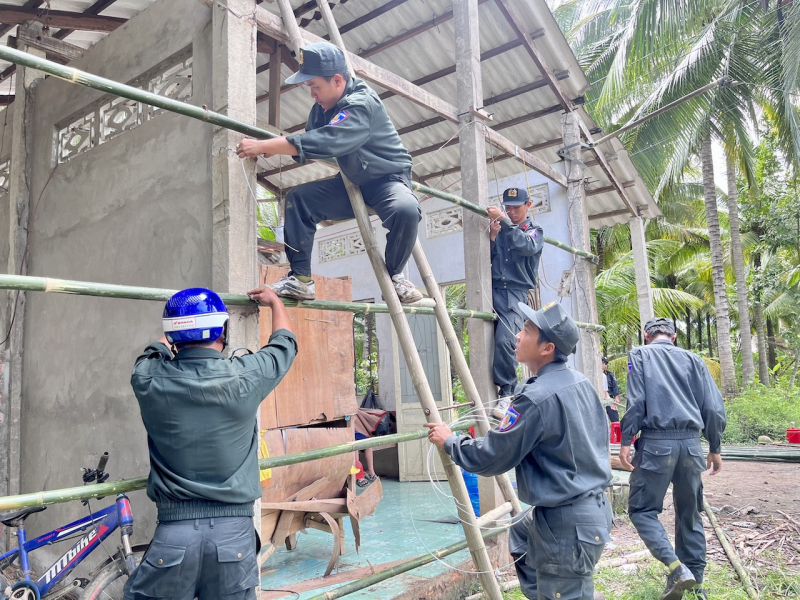 Hành quân dã ngoại, ấm áp tình quân dân -0
