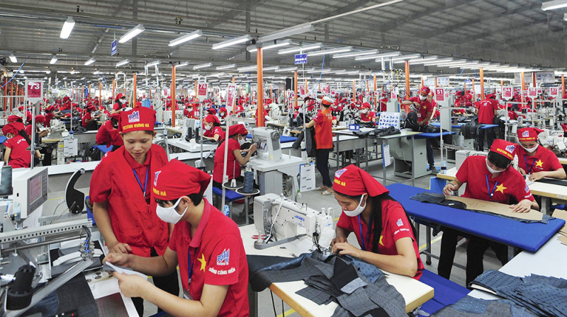 Người lao động mất việc, giãn việc sẽ còn tiếp diễn -0