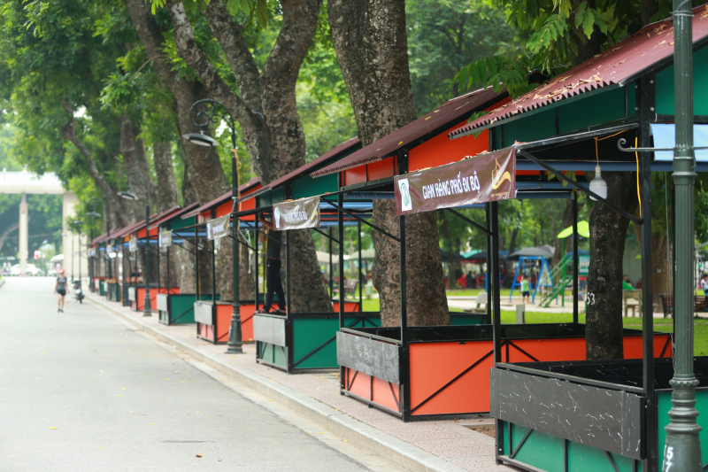 Ra mắt