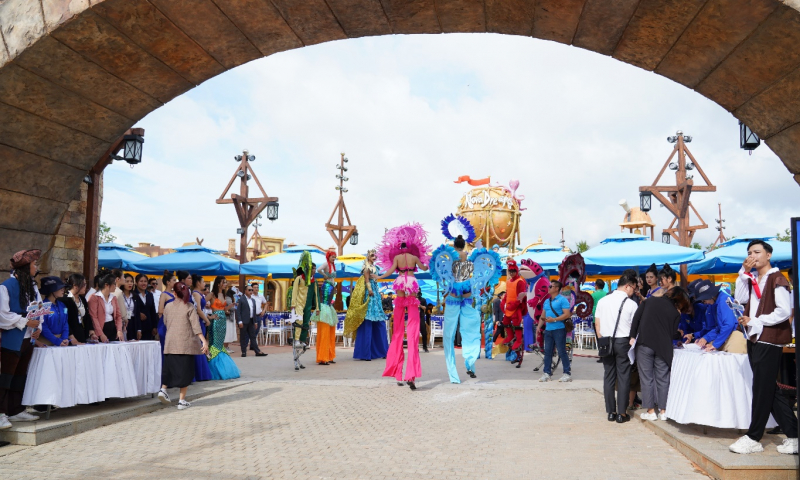 Wonderland Water Park khai trương, NovaWorld Phan Thiet “bùng nổ” trong kỳ nghỉ lễ 2/9 -1