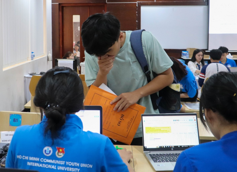Ma trận giăng lưới tân sinh viên -0